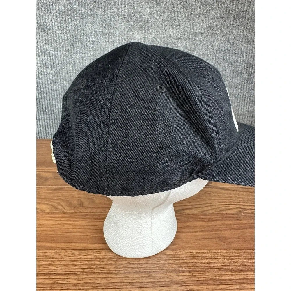 Nike Hat Cap Strapback Youth Size 4-7 Black Adjustable Embroidered Swoosh
